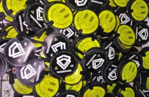 Kipas Plastik Promosi Tendencies
